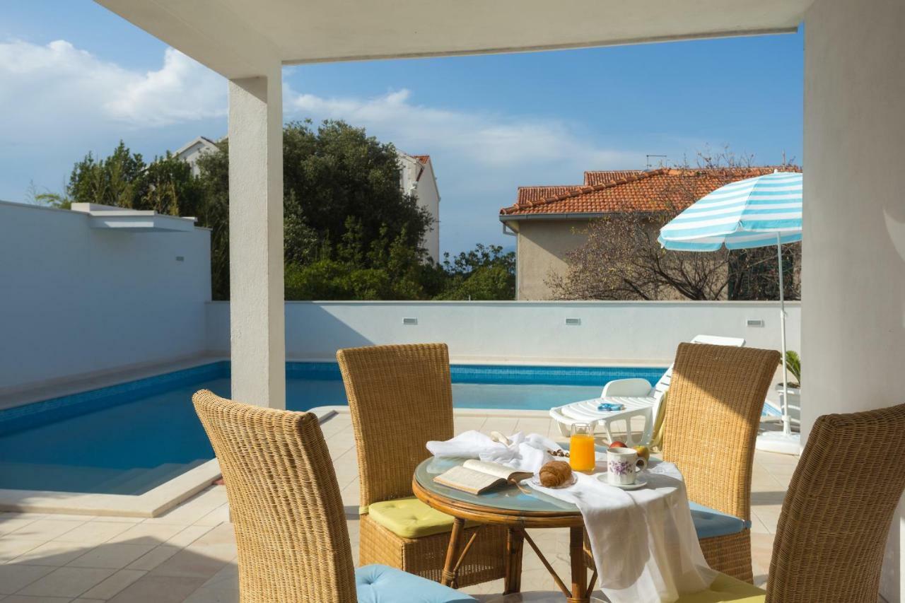Aras Wind Rose Villa Supetar Exterior foto